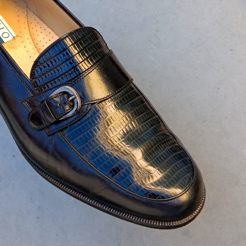 Savio Lucci (Spain) Men's Black Textured Luxury Leather Slip-On Buckled Loafer